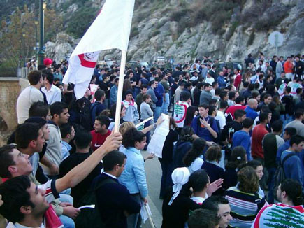 Demonstration against Syrians